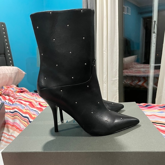 Black leather ALL SAINTS booties - Picture 2 of 5